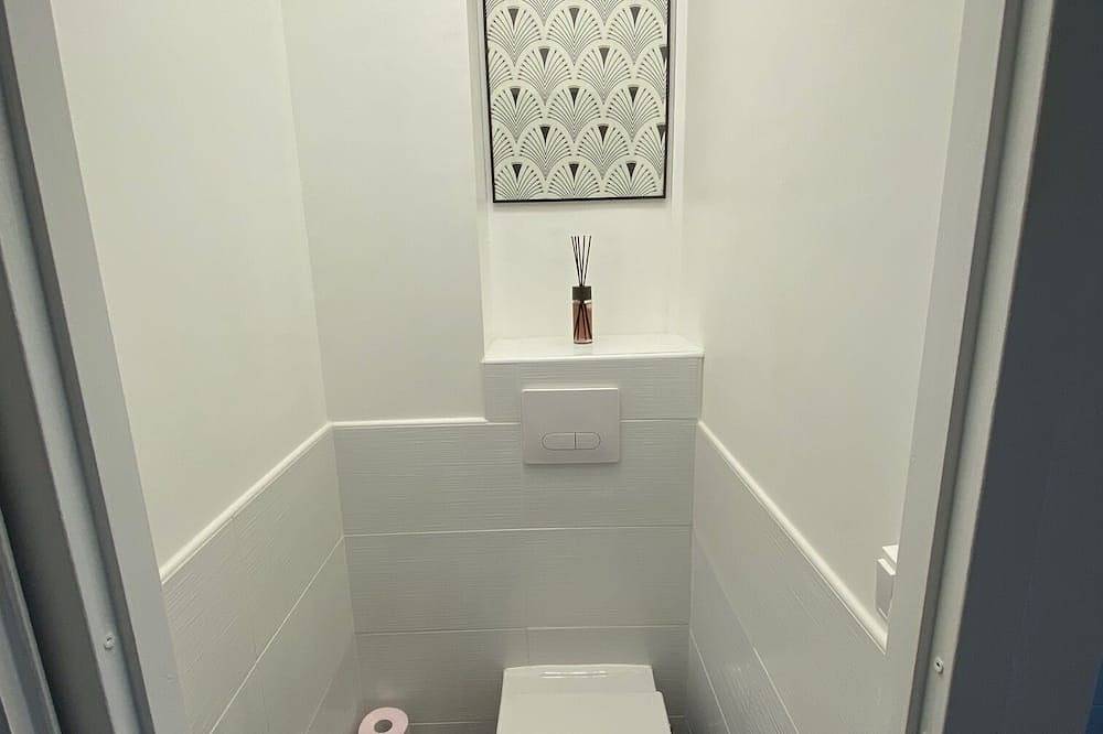 Entire apartment, Le Petit Cognac 3 stars in Cognac, Charente