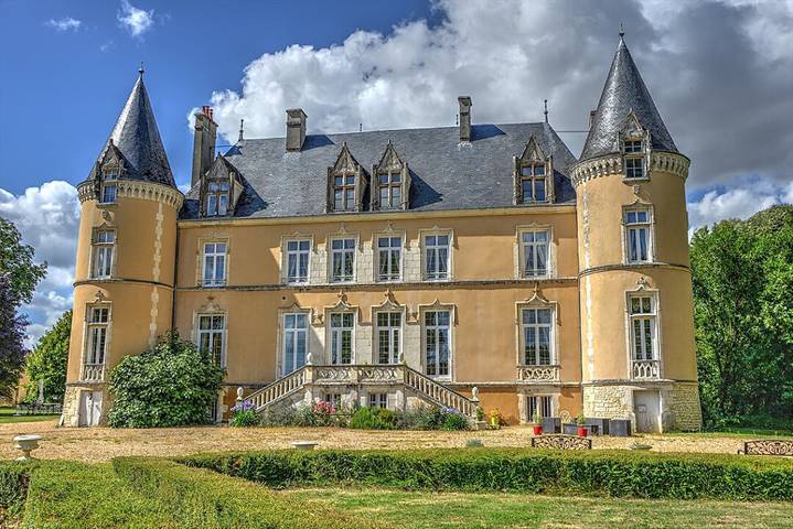 Cottage pour 2 personnes, avec jardin, animaux acceptés à Saint-Denis-sur-Huisne