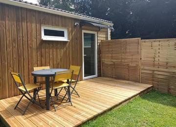 Gîte pour 4 personnes, avec terrasse et jardin à Conteville