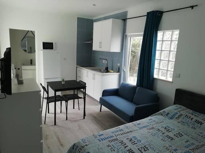 Maison de vacances pour 2 personnes, avec Balcon et Terrasse ainsi que Jardin et Vue dans Nadadouro