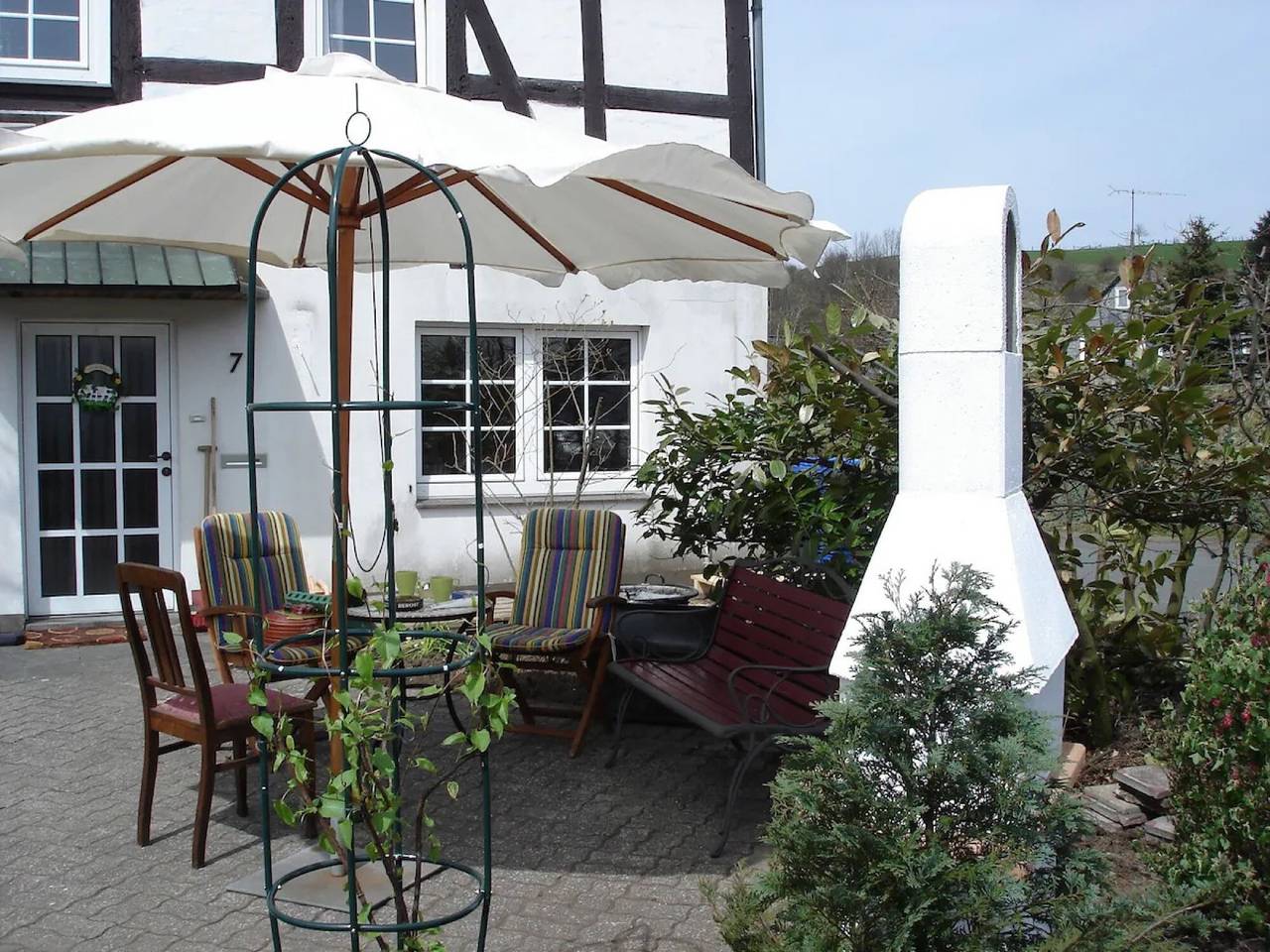 Vakantiehuis 'Fachwerkhaus Korntenne' met bergzicht, privéterras en wifi in Usseln, Willingen