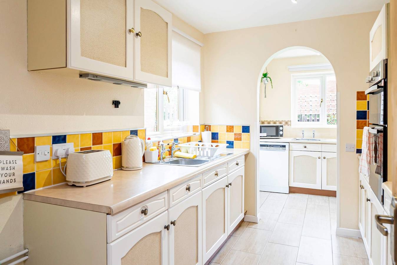 Contemporary 4Br Home | City Centre Access in Milton Keynes, South East England