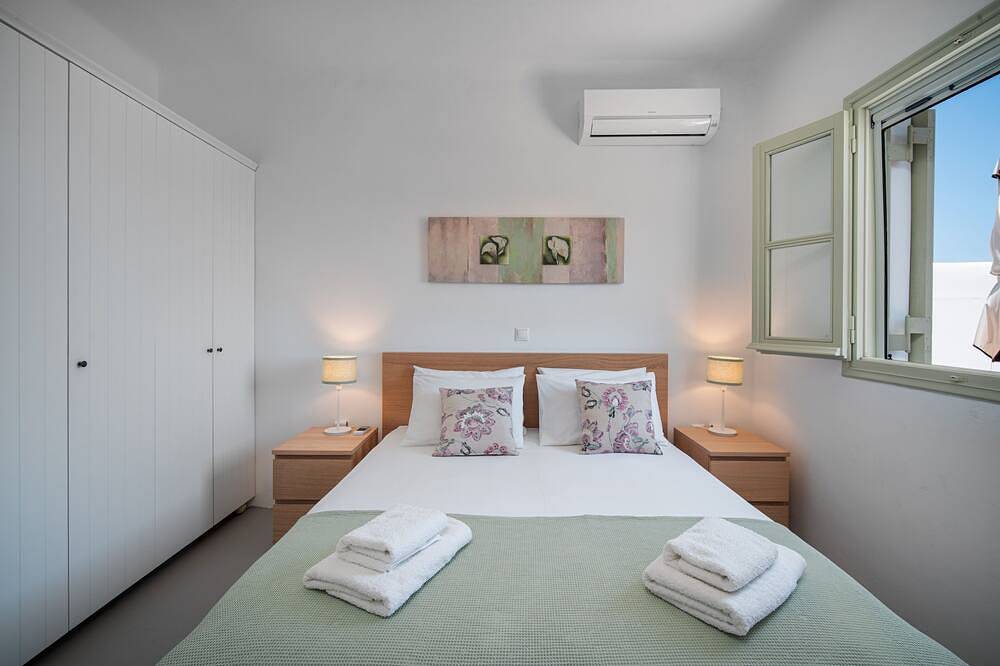 Villa Ostria in Ramos, Cyclades