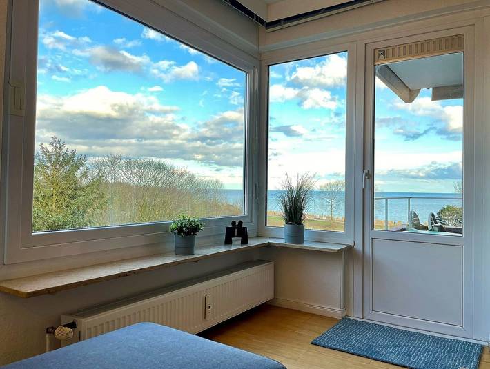Ferienwohnung für 2 Personen, mit Seeblick und Balkon sowie Meerblick in Grömitz