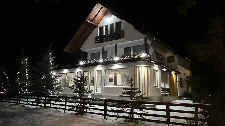 Gîte pour 3 personnes, avec jardin ainsi que sauna et terrasse dans Dorna-Arini