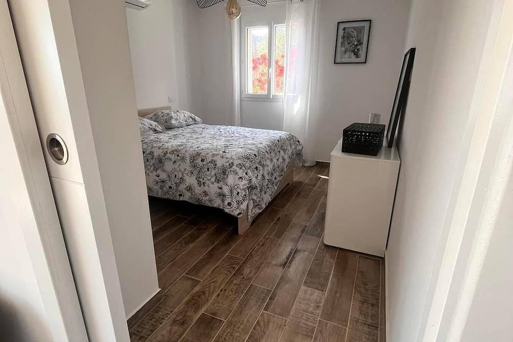 Maison Deux Chambres Neuve vue mer in Bastia, Capo Corso