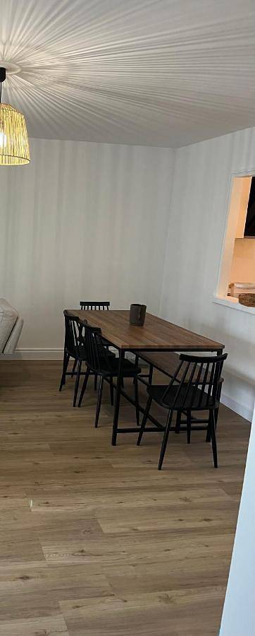 Gîte pour 4 personnes, avec piscine et balcon dans Sainte-Clotilde - 2