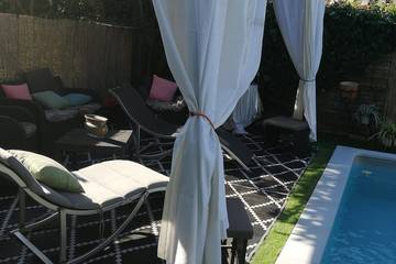 Gîte pour 5 personnes, avec jardin à Cheval-Blanc