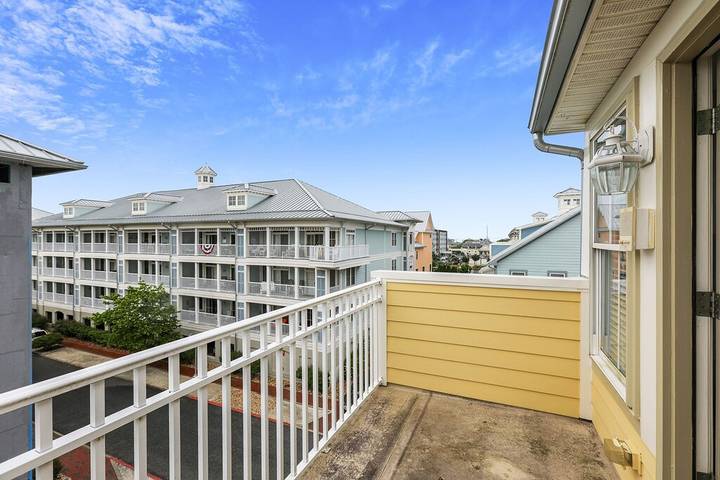 Vacation rental for 12 people, with sauna and pool as well as balcony in Ocean City