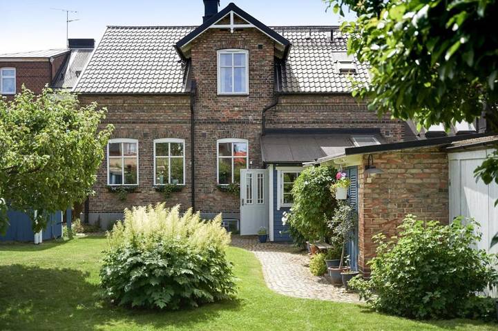 Villa für 11 Personen, mit Terrasse und Garten, kinderfreundlich - 1