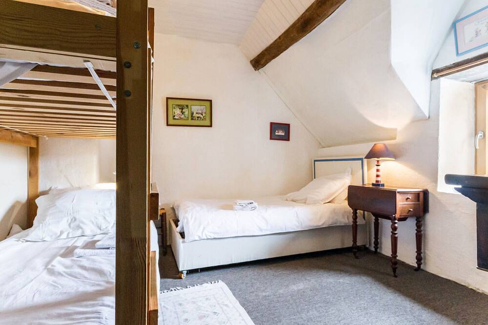 Charmante maison de paludier à Guérande, proche mer, jardin, tyrolienne, Wifi, Canal+, équipements bébé in Guérande, Côte d'Amour