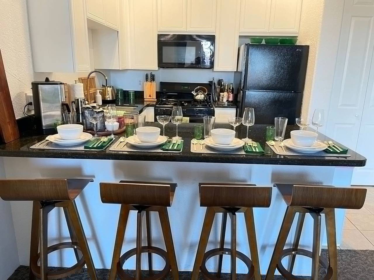 Apartamento entero, Mcm styled condo, sleeps 4, pool, hot tub in La Quinta (California), Coachella Valley