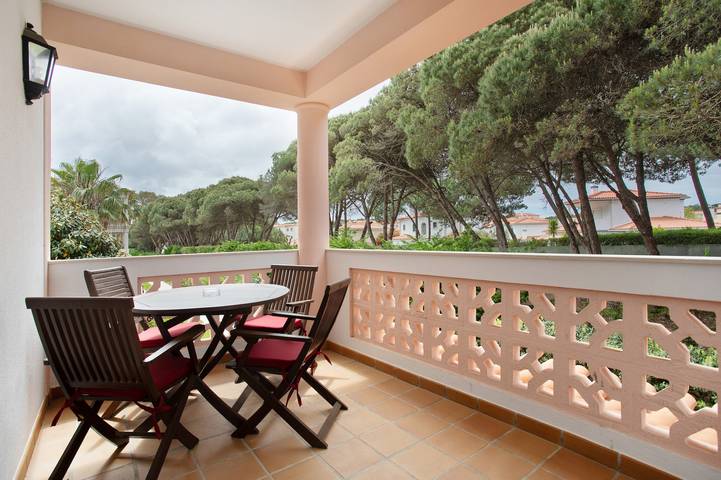Apartamento entero, Encantadora casa de vacaciones Buenas vibras in Amoreira, Leiria District