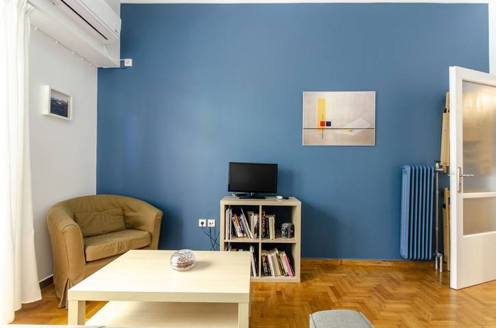 Entire apartment, - Colourful apartment under the in Central Section of Athens, Athens