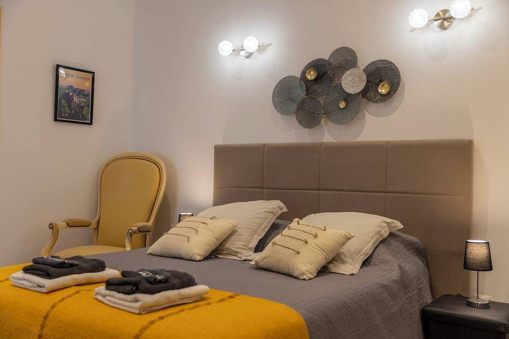 Ganze Wohnung, Studio Cosy Eyragues, Alpilles Near Saint-Rémy-de-Provence in Eyragues, Arles und Umgebung