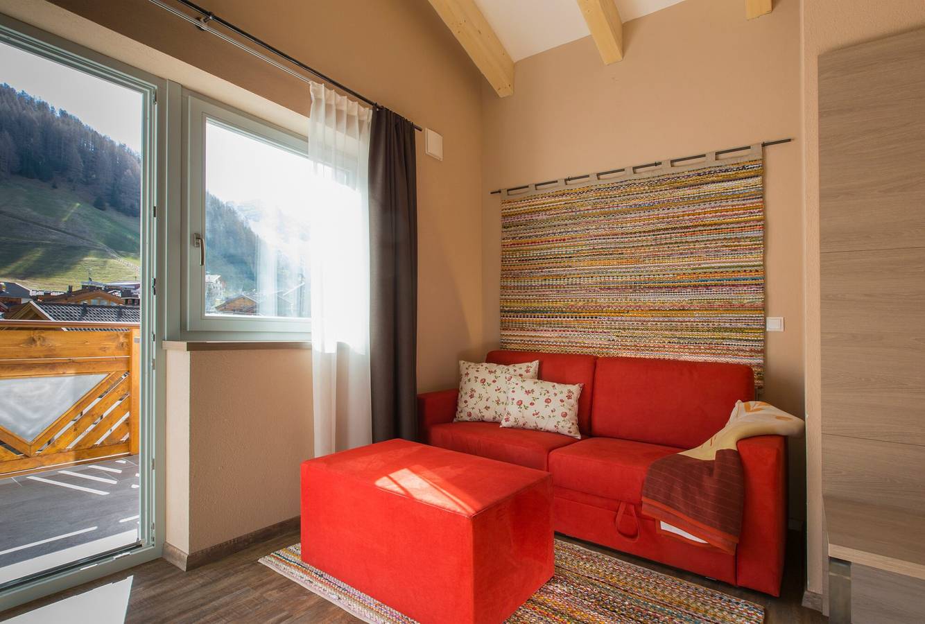 Entire apartment, Apartment "Alpenblick Nr 9" with Shared Garden & Wi-Fi in Rein in Taufers, Sand in Taufers