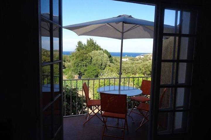 Appartement de vacances pour 4 personnes, avec jardin, animaux acceptés