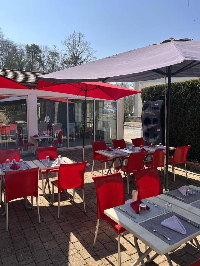 Hostellerie Au rendez-vous des amis in Chamarandes-Choignes, Haute-Marne