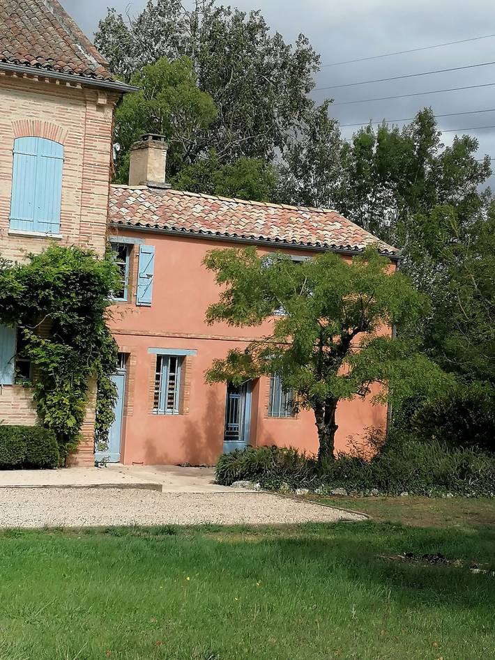 Domaine Roujos – Pastel: Charmantes Ferienhaus inmitten der Natur mit beheiztem Pool in Beaumont-de-Lomagne, Tarn-et-Garonne