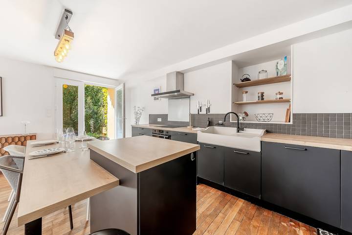 Apartamento entero, Le Laurier - Centre-ville - Petfriendly in Laval, Mayenne (desambiguación)