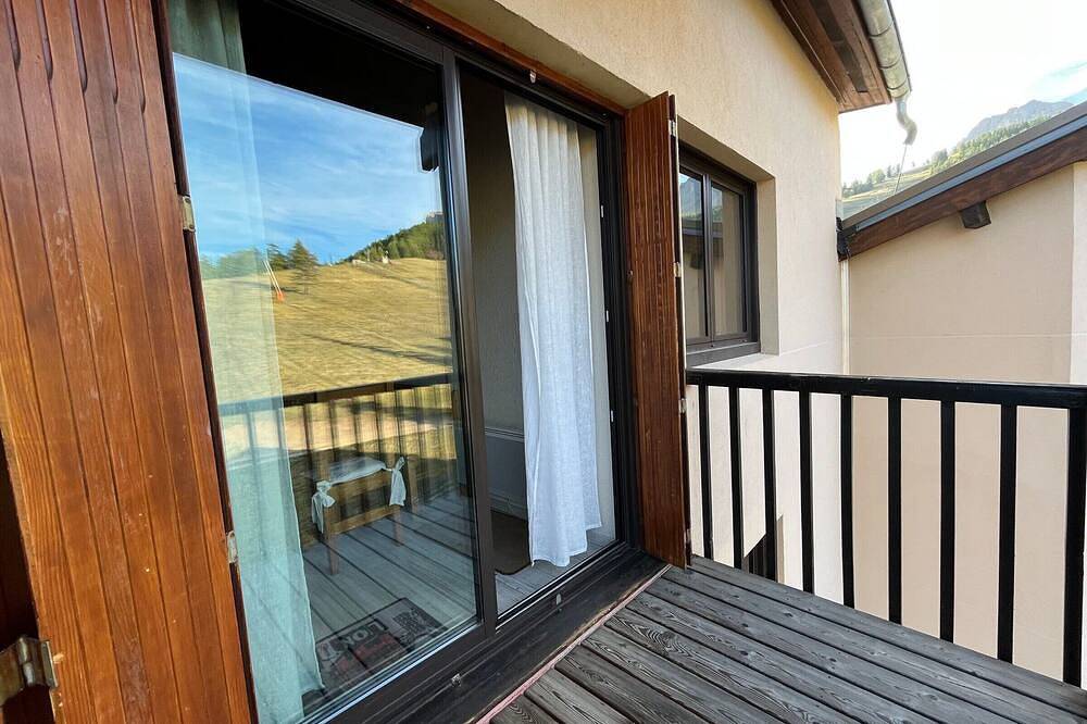 Ganze Wohnung, Duplex T2 Wohnung auf der Piste für 6 Pers mit Skibox in Super-Sauze in Le Sauze, Enchastrayes