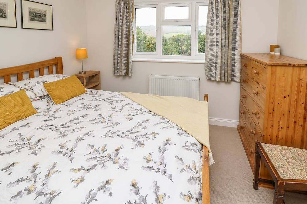 Frosthill Cottage, pet friendly, with open fire in Carisbrooke in Newport (Isla de Wight), Isla de Wight