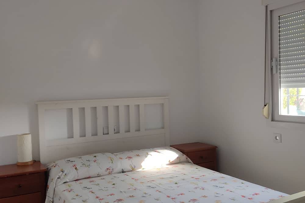 Hel leilighet, Spacious and bright apartment 700m from the beach in Playa Flamenca, Orihuela