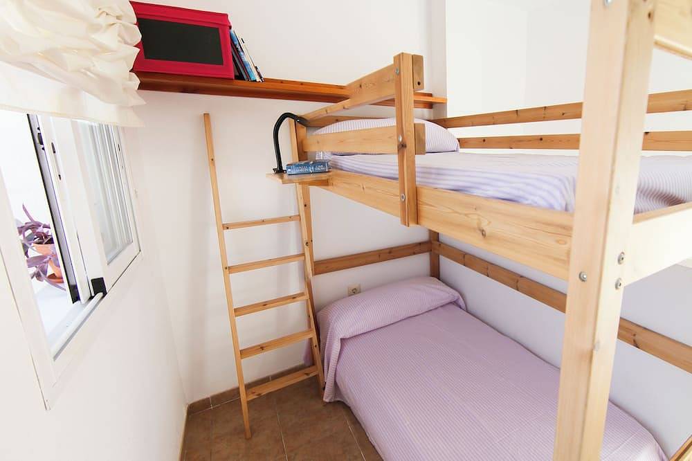 Entire apartment, Apartment with pool near the beach and a park with sports facilities. in San José (Almeria), Níjar