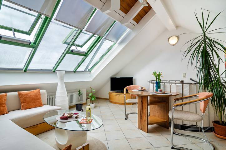 Ferienwohnung für 2 Personen, mit Garten und Seeblick in Meersburg