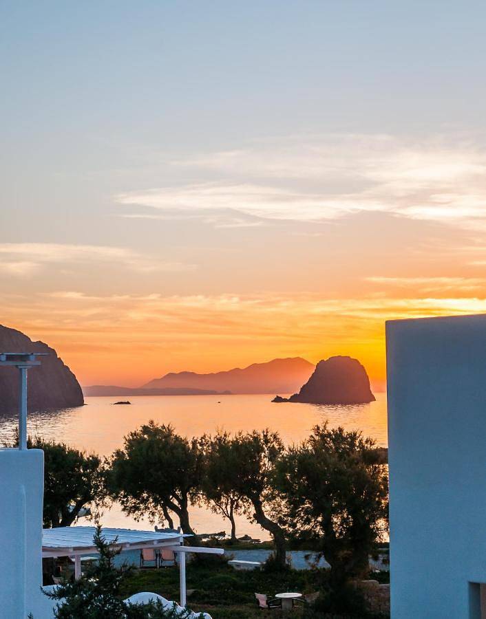 Chambre d’hôte pour 4 personnes, avec jardin et vue dans Milos