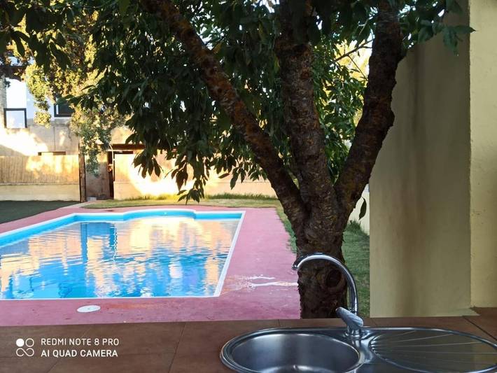 Casa rural para 6 personas, con terraza y piscina además de jardín y vistas, Se admiten mascotas en Setenil de las Bodegas - 2