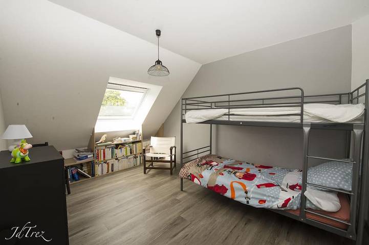 Location de vacances pour 8 personnes, avec sauna ainsi que terrasse et jardin à Plonévez-Porzay - 4