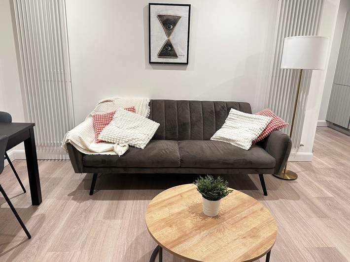 Holiday rental for 4 people, with Balcony and Garden as well as Pool in London