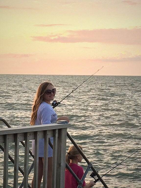 Cottage for 50 people, with terrace in Lake Erie