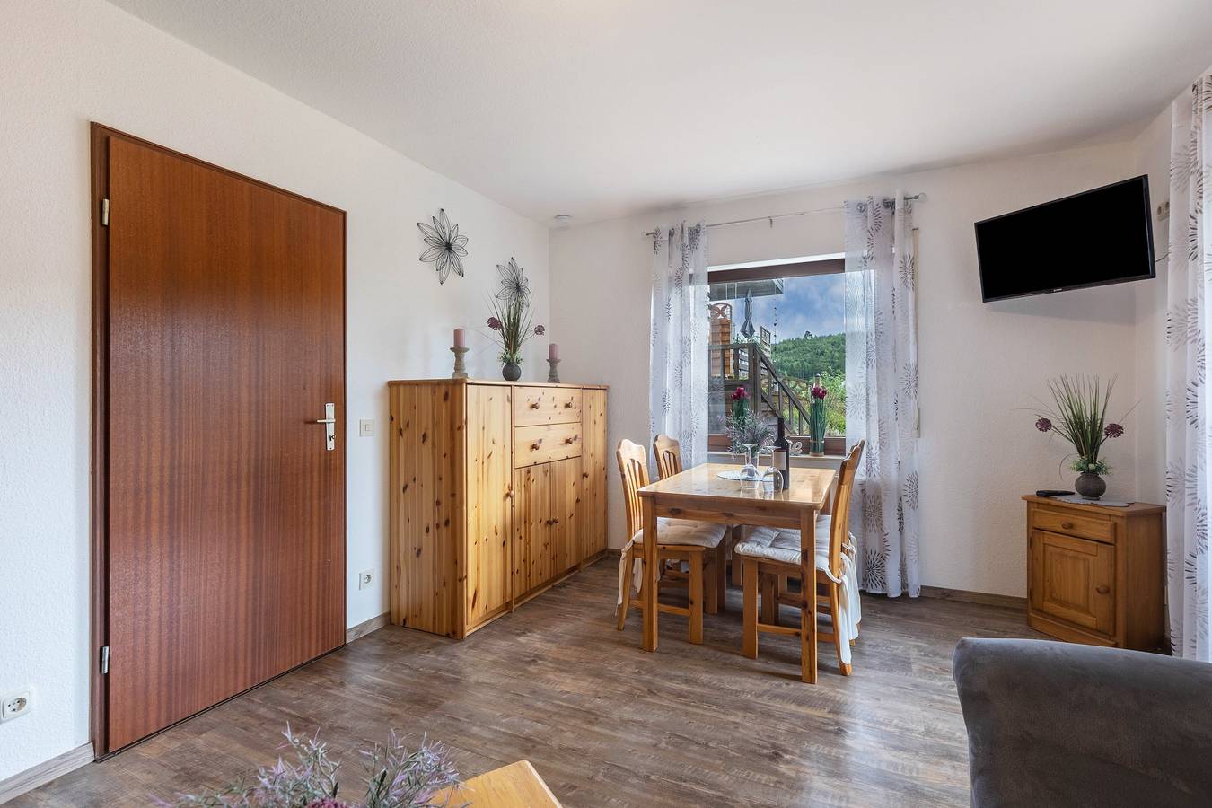 Apartamento inteiro, Apartamento Sauerland – Oásis com terraço privado, jardim e Wi-Fi in Medebach, Hochsauerlandkreis