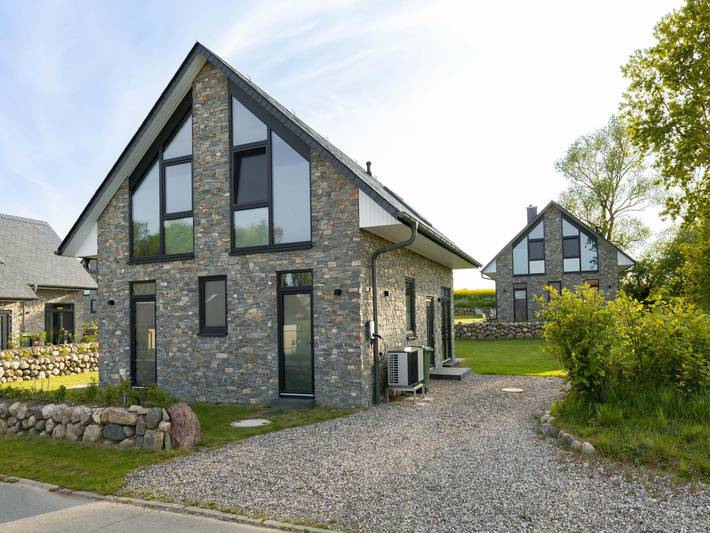 Ferienhaus für 4 Personen, mit Terrasse und Sauna sowie Garten in Hohenkirchen