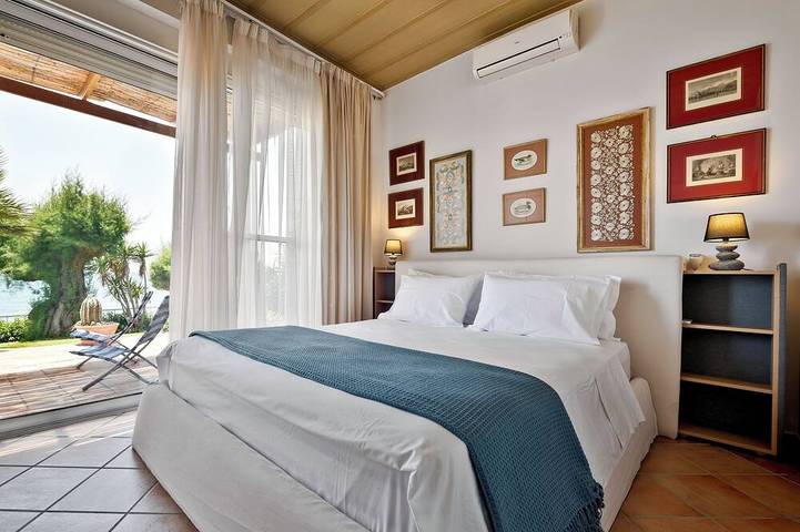 Location de vacances pour 4 personnes, avec terrasse et jardin dans Keratokambos - 4