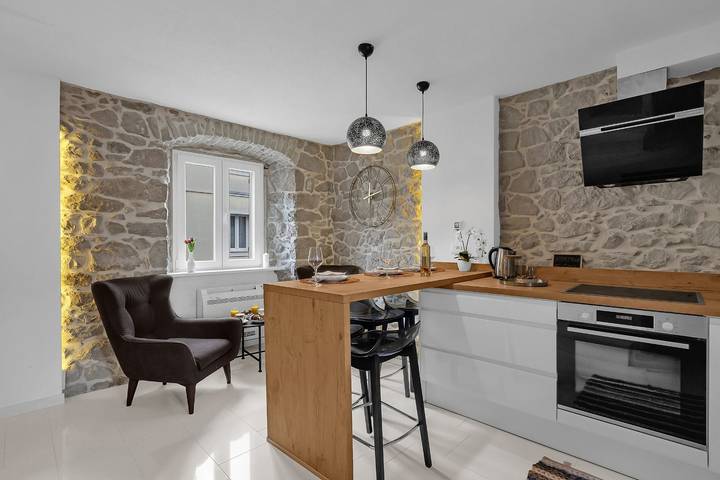 Ferienwohnung für 4 Personen, mit Balkon/Terrasse in Makarska - 4
