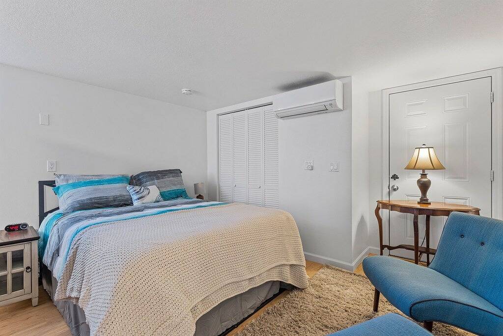 Ganze Wohnung, Good Vibes Sedona Ground Level Studio Retreat — Private Yard, Fire Pit, Bbq in Sedona, Oak Creek Canyon