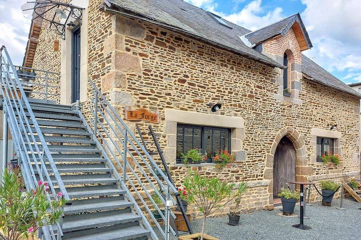 Gîte pour 4 personnes, avec Jardin à Neuilly-le-Vendin