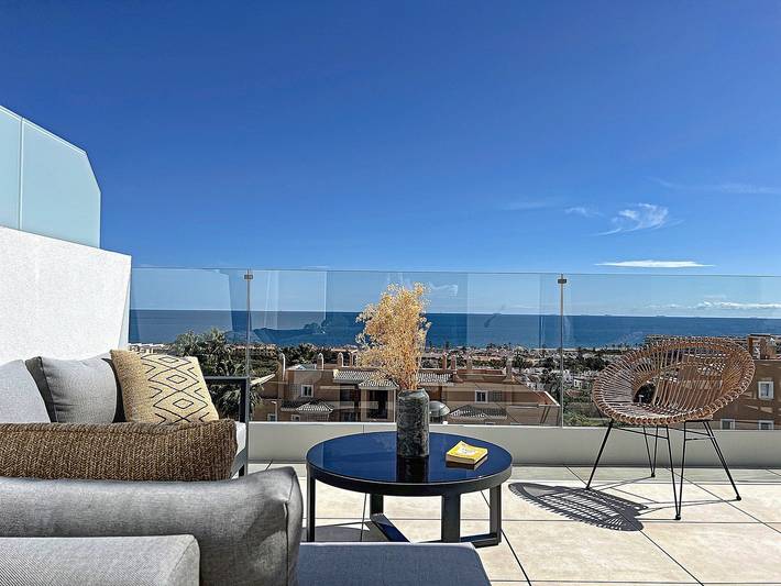 Ganze Wohnung, Via Celere 2329  Golf & Sea view in Marina de Casares, Casares