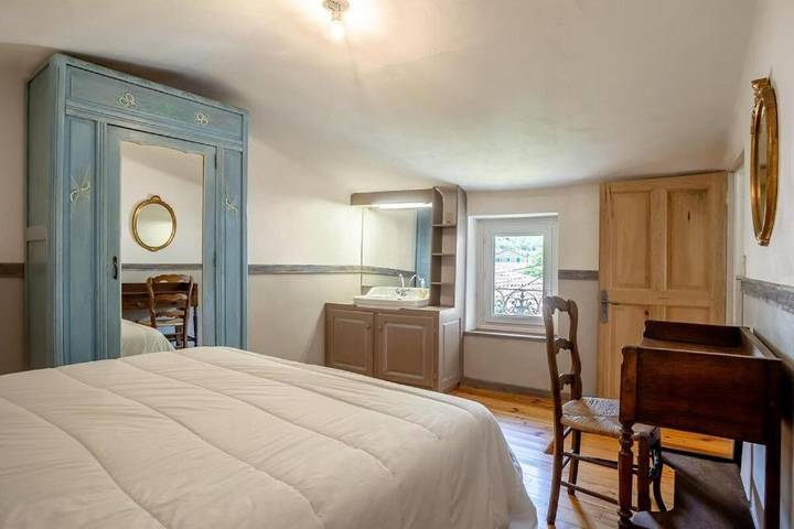 Location de vacances pour 4 personnes, avec terrasse, animaux acceptés à Fontaine-de-Vaucluse - 3