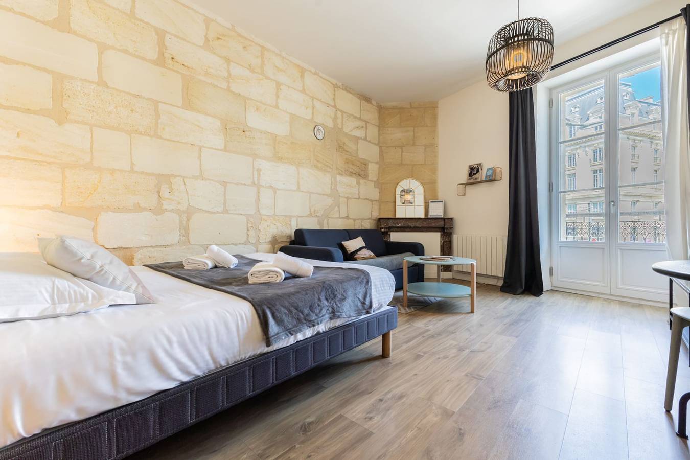 Appartamento intero, Superb apartment full of charm for 2 people in Bordeaux, Bordeaux e dintorni