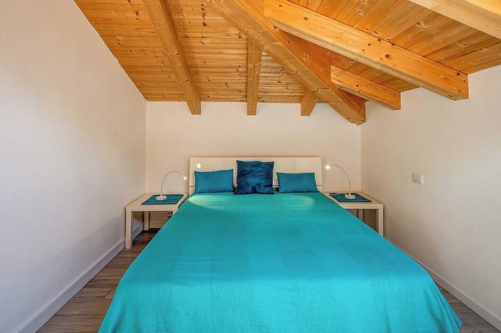 Gîte pour 6 personnes, avec balcon ainsi que jardin et piscine à Lenno - 3