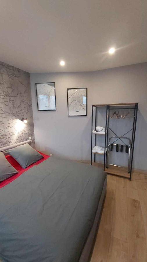 Hôtel pour 3 personnes, avec terrasse et vue, animaux acceptés à Condé-sur-Noireau - 4