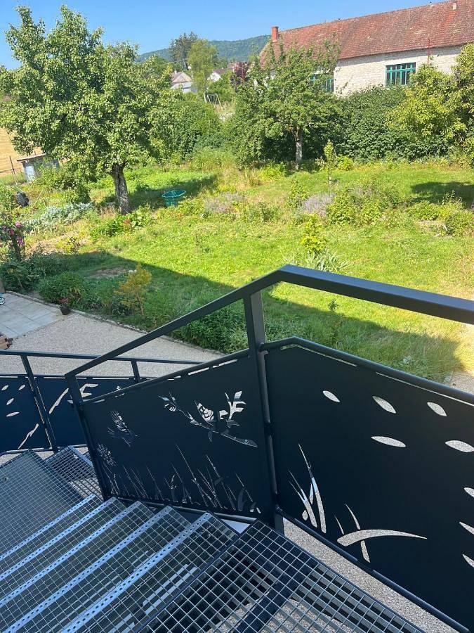 Appartement entier, One-Bedroom Apartment in Pont-de-Poitte, Jura Francais