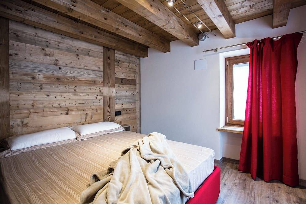 Entire apartment, Suggestivo Appartamento Mansardato in Localita Evette, Valtournenche