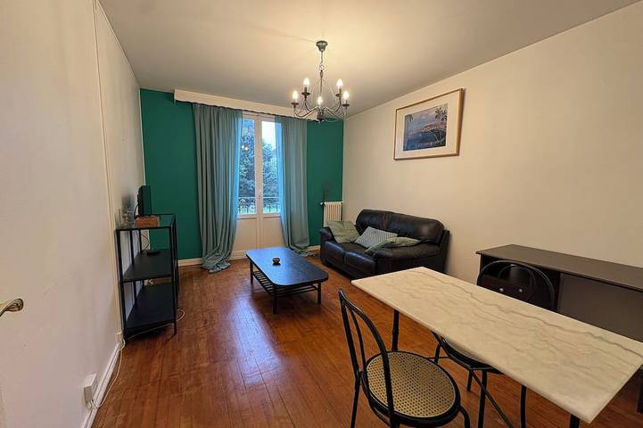 Ganze Wohnung, Charmant F2 proche Bois de Vincennes in Fontenay-sous-Bois, Val-de-Marne