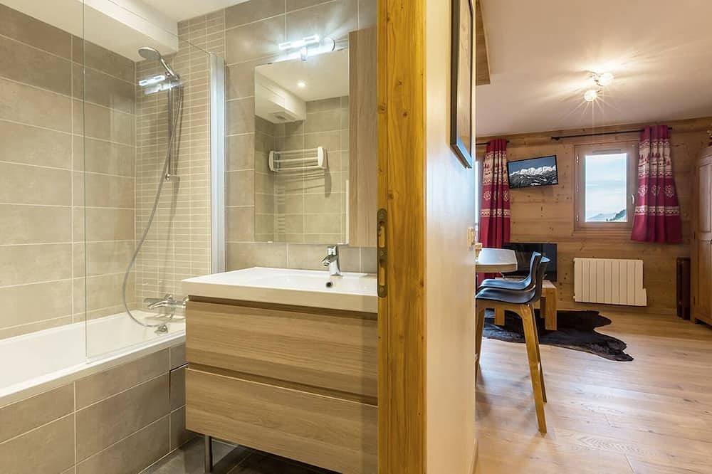 Apartamento entero, Apartamento renovado en Méribel, cerca de pistas, balcón, 4 plazas in Méribel-Mottaret, Les Allues