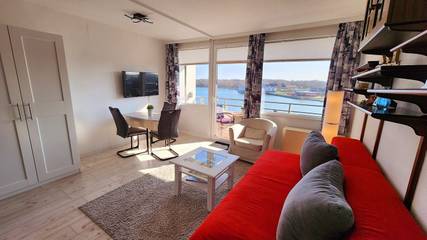 Ferienwohnung für 3 Personen, mit Balkon und Seeblick, mit Haustier in Heiligenhafen